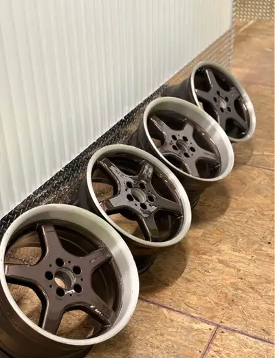 OEM Genuine AMG Monoblock Wheels – Staggered Set Real OEM AMG Mercedes wheels made by Ronal. Not rep...