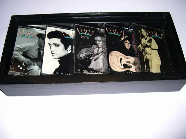 Elvis Presley - The complete 50's Masters - Coffret 5 cassettes in CDs, DVDs & Blu-ray in City of Montréal - Image 5