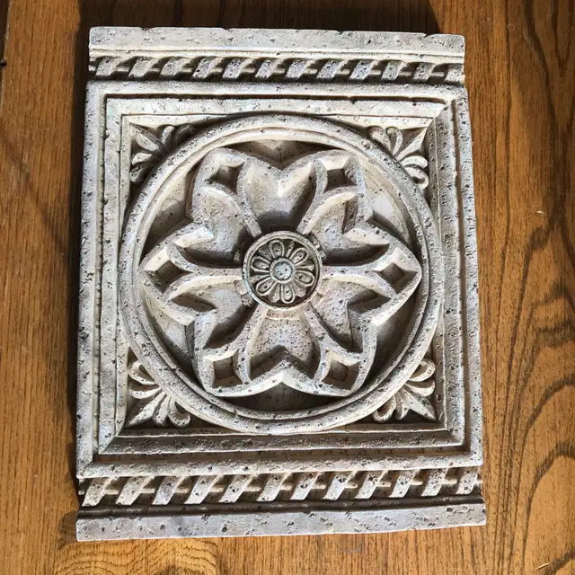 Architectural Motif Wall Art Faux Concrete in Home Décor & Accents in Ottawa - Image 2