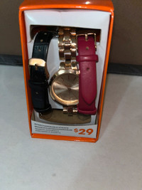 Brand new watch gold with extra straps/montre 