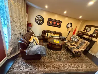 Room for rent near Sheridan college Bramton close to fresh pick grocery store available from 1st of...