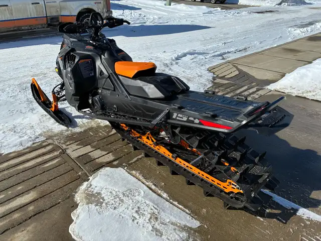 2024 Skidoo 850 Turbo Expert 154 in Snowmobiles in Fort St. John - Image 3