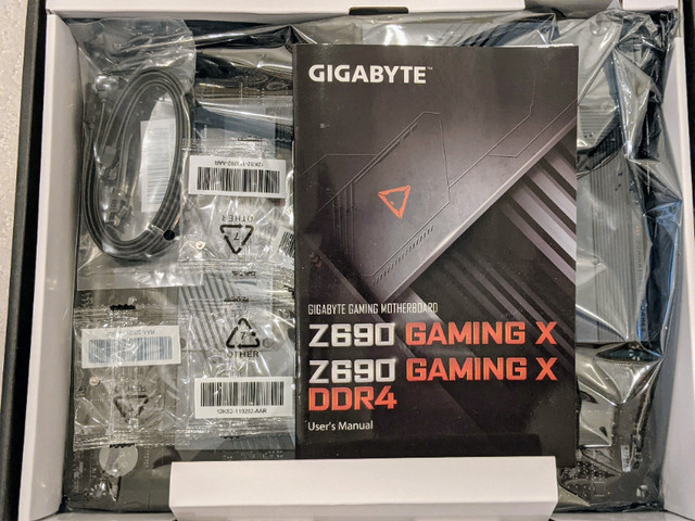 New! Gigabyte Z690 Gaming X DDR4 LGA1700 Motherboard in System Components in Burnaby/New Westminster - Image 2
