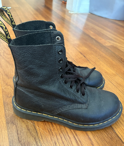 Dr Doc Martens 1460 Pascal Black Soft Leather Boots Womens 8 US, View more