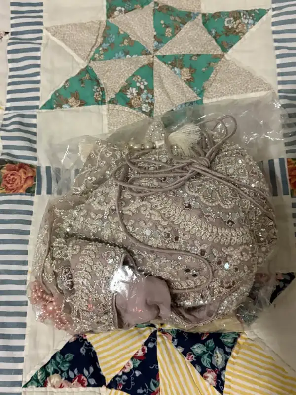 WOMEN INDIAN DRESS TOP in Women's - Dresses & Skirts in Delta/Surrey/Langley - Image 4