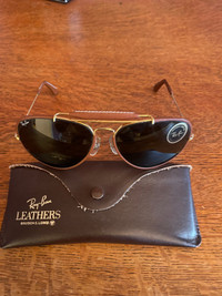 Vintage B&L Ray.Ban Outdoorsman Leather Sunglasses 