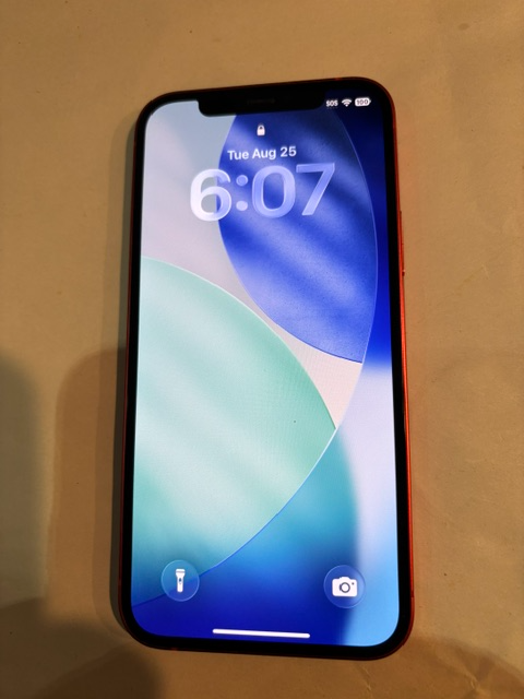 Apple iPhone 12 - 64gb Red Like New in Cell Phones in Delta/Surrey/Langley - Image 3