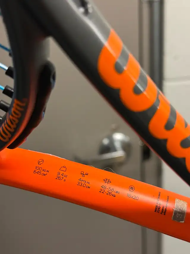 Wilson Tennis Racquet – 100 sq in / 9.4 oz – $30 (White Rock ) in Tennis & Racquet in Delta/Surrey/Langley - Image 3