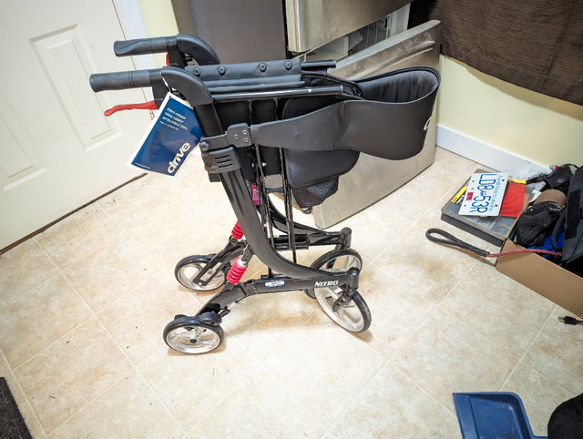Brand new walker in Health & Special Needs in Chilliwack - Image 2
