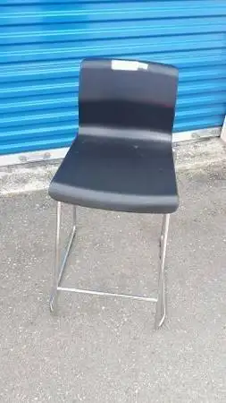SINGLE BAR STOOL - LIKE NEW, View more