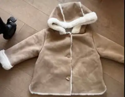 vêtements bébé fille en excellent état, View more