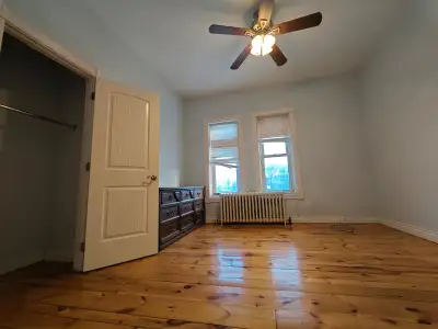 Rooms for rent $500-850 in Clarington near 401/418 Occupancy of one person per room only. Must be re...