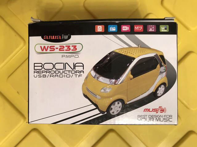 USB radio car with stereo in Arts & Collectibles in Hamilton