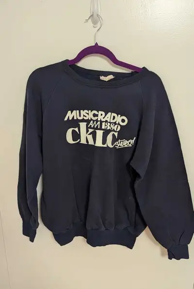 Navy Blue Crewneck Sweatshirt - Men's XL, But More Like Medium, View more