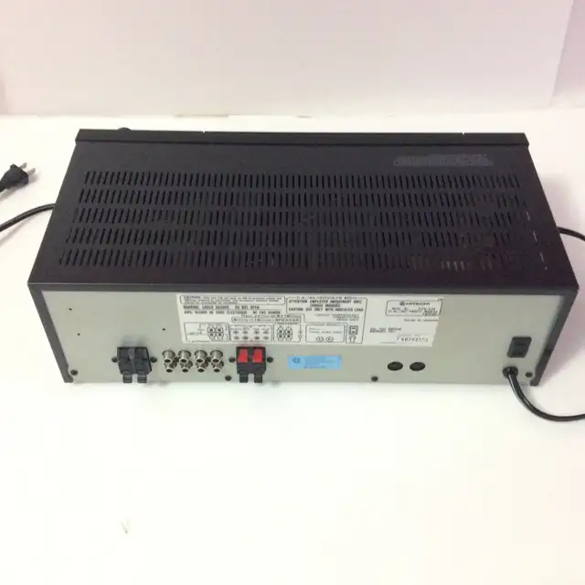 The Hitachi HTA-A30 is a vintage AM/FM stereo tuner amplifier pr in Stereo Systems & Home Theatre in Mississauga / Peel Region - Image 6