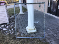 Metal gate frame