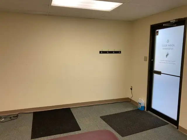 OFFICE SPACE FOR RENT – $490/MONTH + HST | UTILITIES INCLUDED