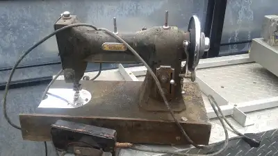 antique White sewing machine RARE model, View more