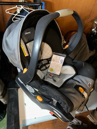 Chicco keyfit30 carseat/base