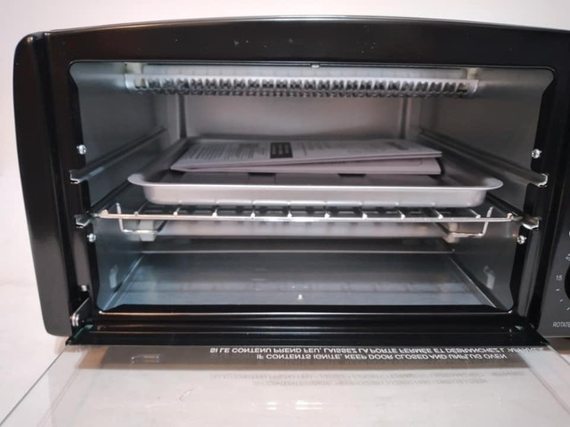 Toaster Oven, one Size, Black GREAT DEAL in Toasters & Toaster Ovens in Mississauga / Peel Region - Image 3