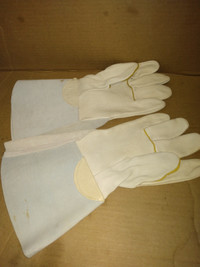 QTY ONE PAIR NEW SOFT GOATKIN LEATHER LARGE TIG WELDING 