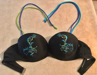 *LA VIE EN ROSE AQUA SIZE SMALL BIKINI TOP*, View more