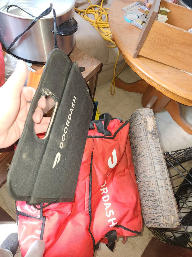 Doordash bags in Other in Calgary