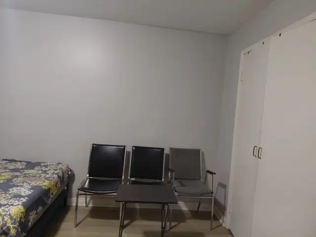 Masterroom for rent in Nova Scotia in Canada - Image 3