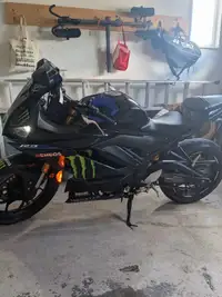 2020 Yamaha R3 Monster Edition 