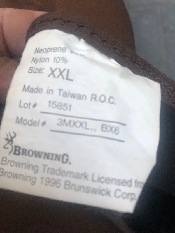 2 pairs of Browning neoprene chest waders. Size 2xl and large Fishing