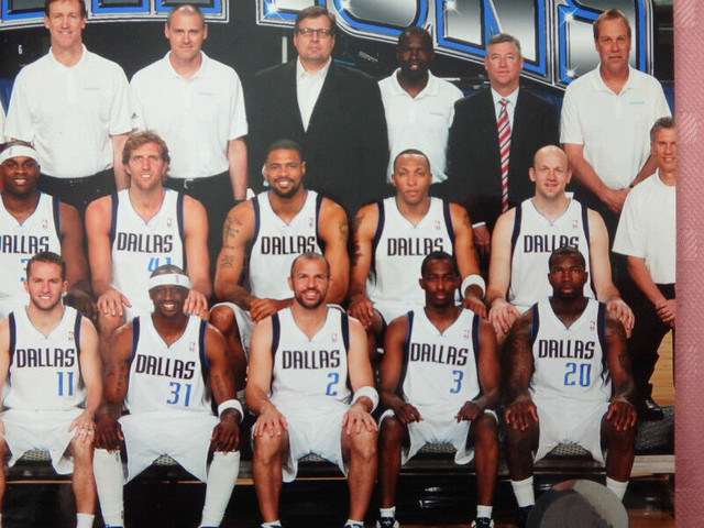 Dallas Mavericks 2010-11 Championship 10" x 8" Team Photo in Arts & Collectibles in Dartmouth - Image 3