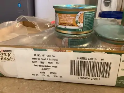  Fancy feast and Beyond wet cat food, View more