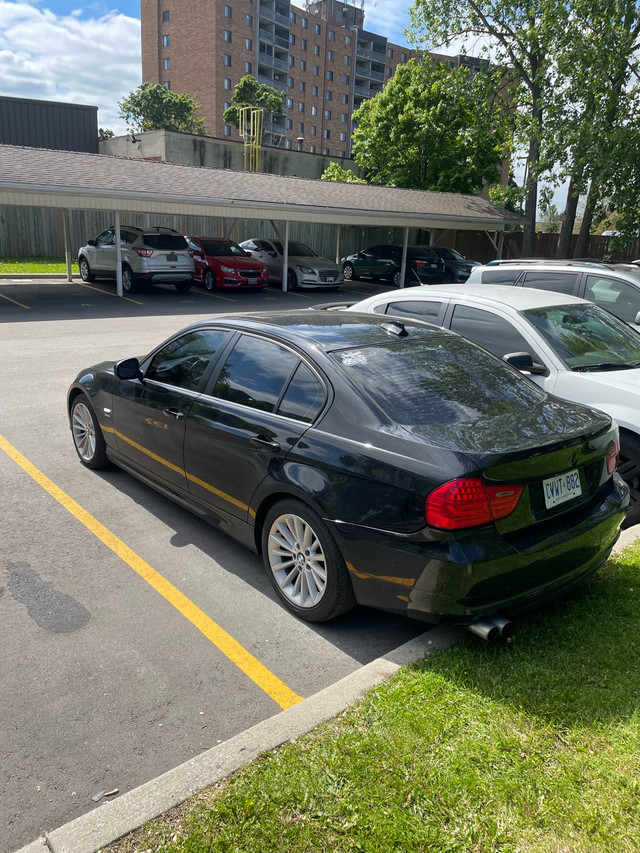 2011 BMW 328xi in Cars & Trucks in Windsor Region - Image 3