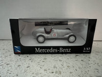 NewRay Mercedes-Benz 1:43 Silberpfeil