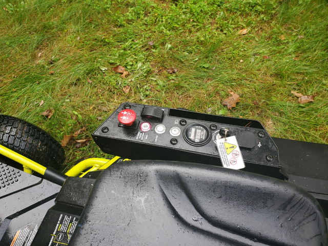 BATTERIES FOR RYOBI 38 inch Electric Riding Mower, model RM480ex in Lawnmowers & Leaf Blowers in Ottawa - Image 4