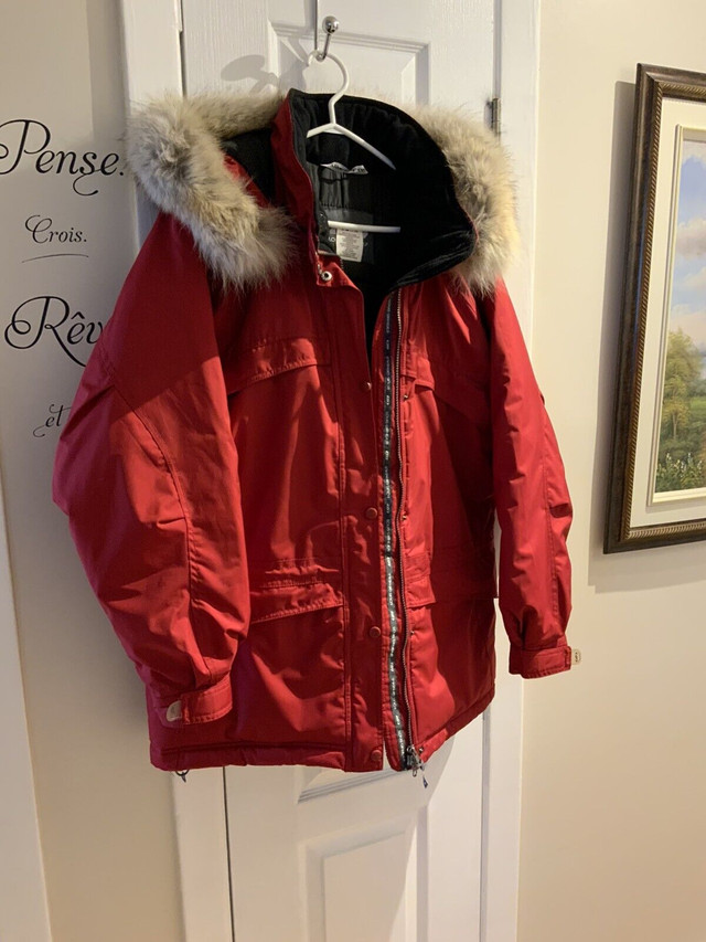 Manteau pr femme - Louis Garneau (tu cherches un manteau chaud!) dans Femmes - Hauts et vêtements d'extérieur  à Ville de Montréal - Image 3