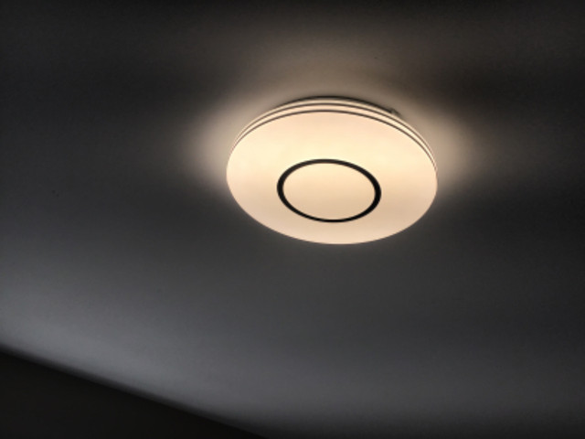 LED ceiling light fixture in Other in City of Halifax - Image 4
