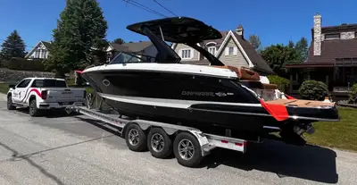 Moteur V8 Mercruiser Inboard big block 8.2 litres 430 HP Un seul propriétaire, acheté neuf en 2023,...