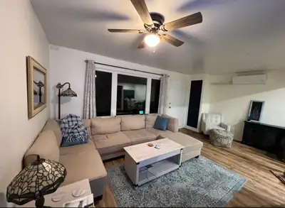 3 bed 2.5 bath townhome for rent, two parking spots $2600