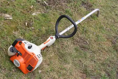 STIHL FS-40 LINE TRIMMER, View more