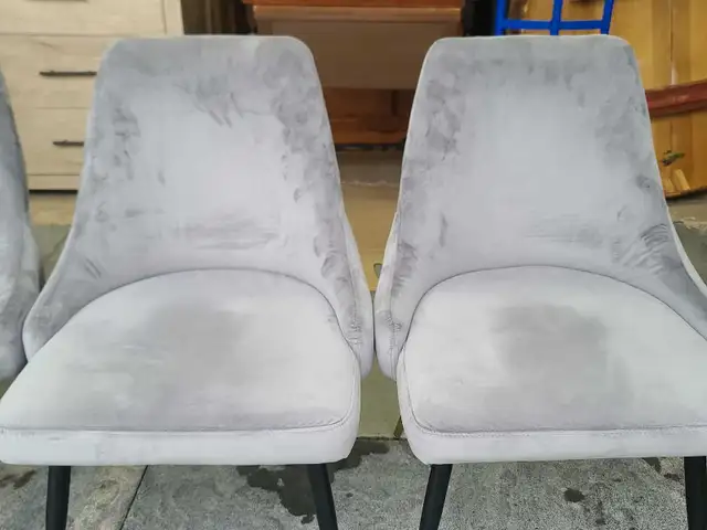 Set of 4 Grey Velvet Dining Chairs with Gold Accents in Chairs & Recliners in Delta/Surrey/Langley - Image 3