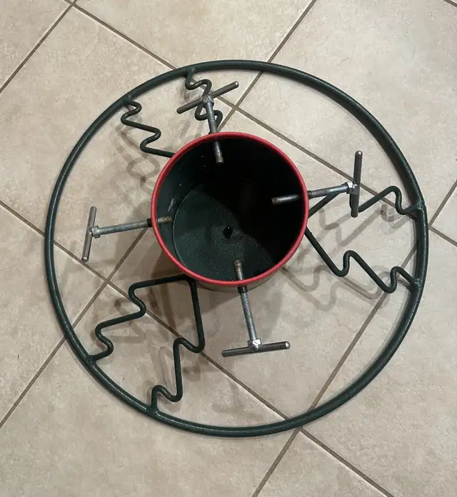 Christmas tree stand in Holiday, Event & Seasonal in Strathcona County - Image 3