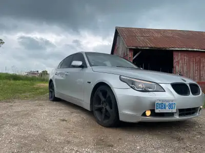 Excellent Condition 4.4L V8 Well Maintained Heated Seats, Heated Steering Wheel 19” Wheels Sunroof U...