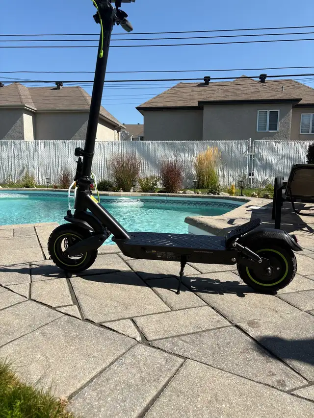 Trottinette Électrique S10Max : ISinWheel in eBike in Laval / North Shore - Image 2