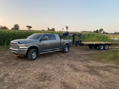 Hi there I’m selling my 2018 gooseneck trailer with 3000 pound ramps I’m good condition everything w...