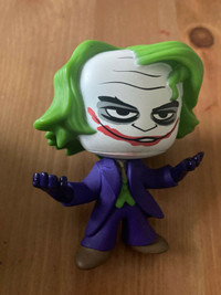 DC UNIVERSE FUNKO MYSTERY MINIS "DARK KNIGHT JOKER (ARMS OUT)