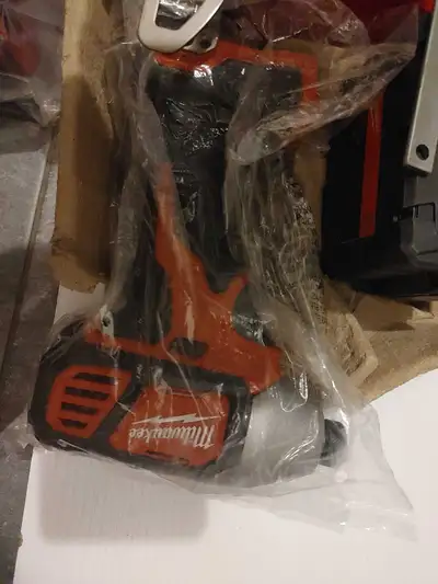 I am selling three brand new items from different sets: - 1x Milwaukee 1/4-inch impact driver (new g...