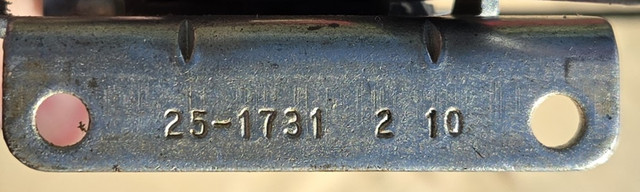 Lawn Tractor HD Throttle Cable 45 Inches Total Length. E.U.C. in Lawnmowers & Leaf Blowers in Kawartha Lakes - Image 3