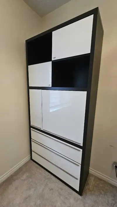 Modern looking bookshelf cabinet, View more