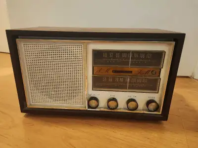 Electrohome Vintage AM/FM Radio, View more